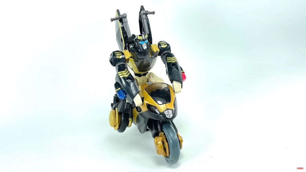 Image Of The Legacy Evolution Animated Prowl Figure  (17 of 25)